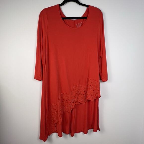 Chico's Red Orange Tunic Top Size 2 Lace Trim Hi-Lo Asymmetrical Hem 3/4 Sleeve - Picture 2 of 8